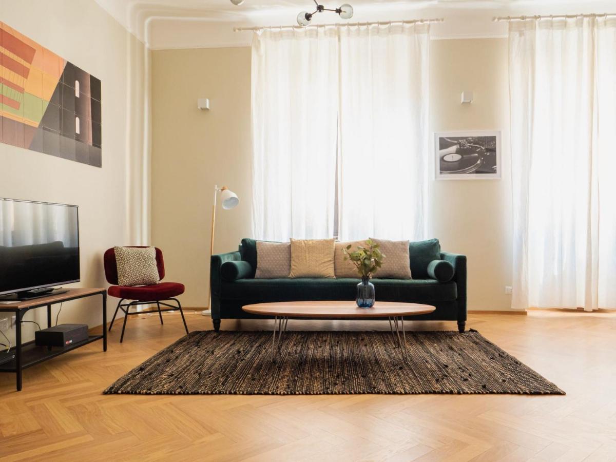 The Best Rent - Cozy Two-Bedrooms Apartment In Pasteur District ミラノ エクステリア 写真